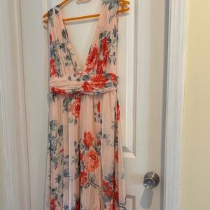 Lulu’s Garden Meandering Maxi dress